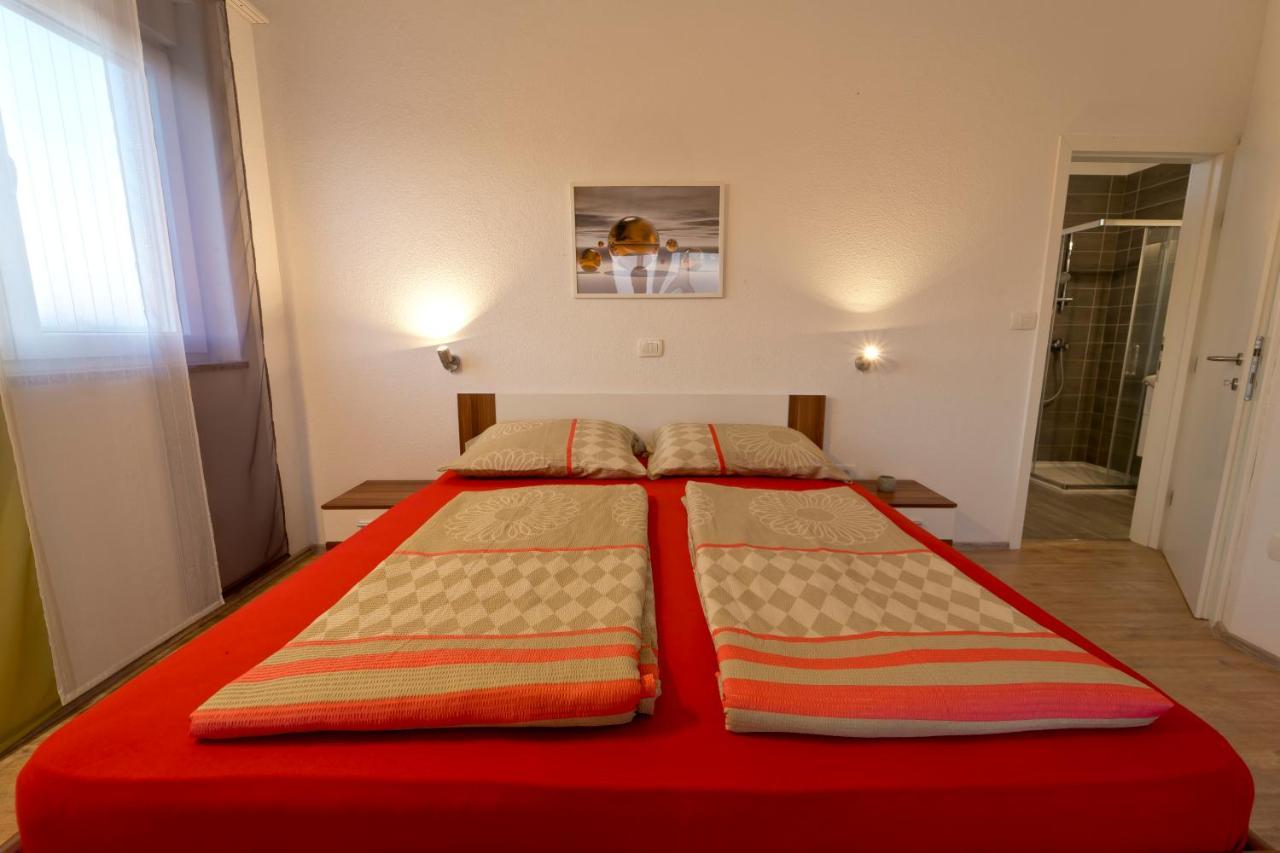 Villa Luka With Private Pool Near Pula Ngoại thất bức ảnh